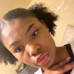 Meet your Posher, Destiny